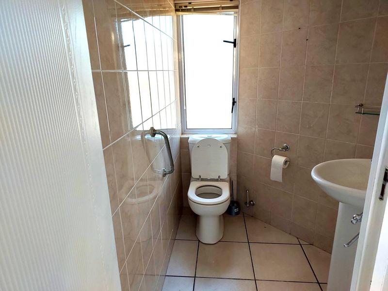 3 Bedroom Property for Sale in Harbour Island Western Cape